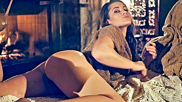 Dani Daniels - signature milf porn pleasures Pornfidelity