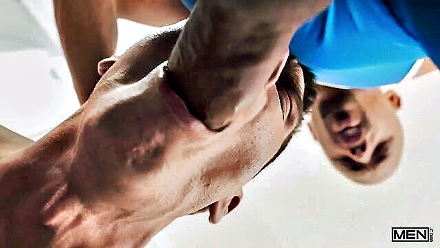 MrDeepVoice, Alexandro Cabrera - sauna snap gros ontvangst Men