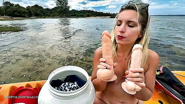 amateur, anal, big ass - outdoor bimbo masturbation