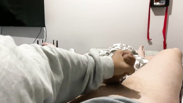 cornudo espanol, cornudo, amateur cornudos - watch me give a handjob and blowjob in hd on may 15th 2021