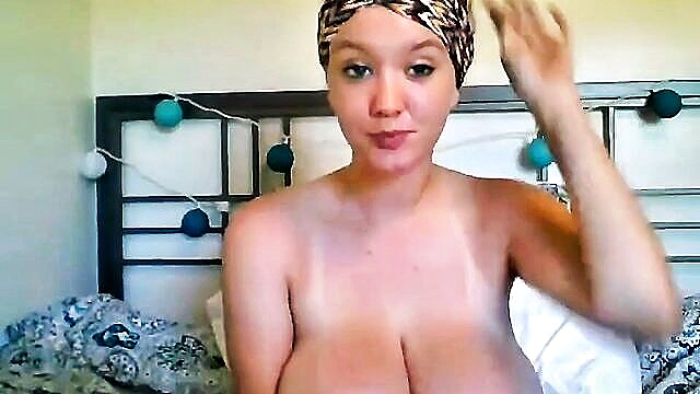 nipples, big tits, hd videos - big natural tits webcam