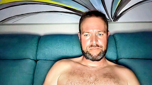 gay webcam, matthornyfamilyguy, chaturbate record - gayferociouswebcamshow