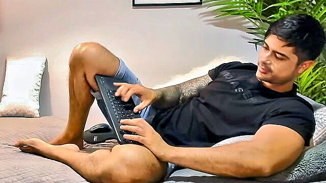 record private, adam_clarke, male webcam - dilf adam clarke