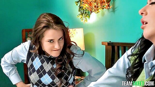 Aubree Valentine, Gal Ritchie - stepsiblings aubree valentine gal ritchie wrb