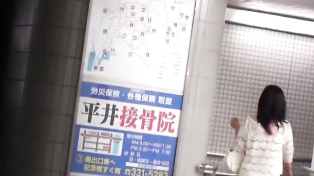 japanpisstv, asian, japanese - public pee japanese girls