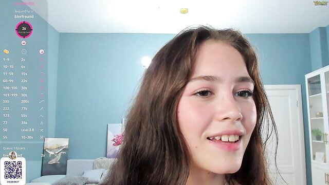 kissiekat - kissiekat tit flash