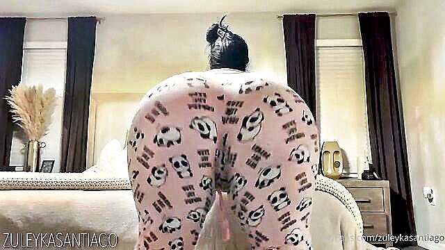 zuleyka, ass, big ass - zuleykas ass clap