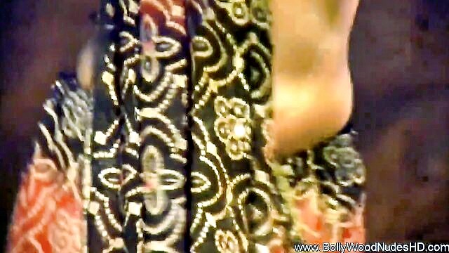 bollywood nudes hd babe : Bollywood Nudes HD