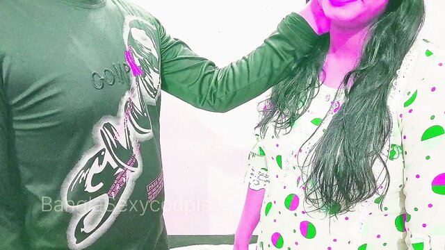 BanglaSexycouple - banglasexycouple stepmom scene