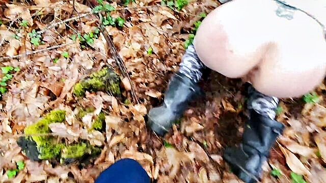 anal amateur, anal creampie, amateur blowjob - a chance encounter turns into a wild anal encounter in the woods   les pounes