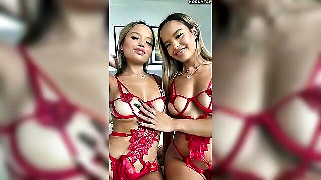 Carly & Christy The Connell Twins - the connell twins ppv