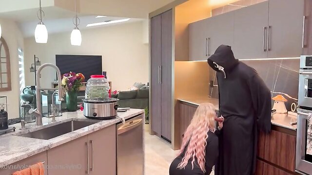 public, cumshot, pov porn - halloween sex story pov