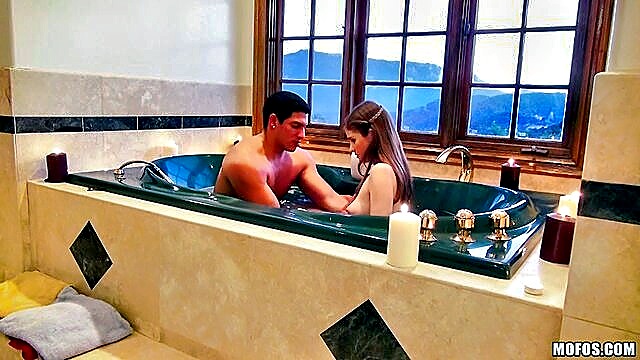 lara brookes, blowjob, bath - lara brookes hardcore