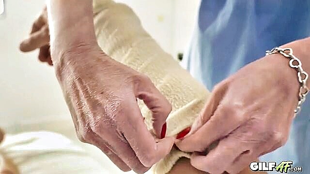 big tits, big boobs, hardcore sex - gilf nurse patient sex