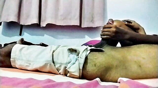 amateur homemade, anal fisting, asian anal masturbation - sri lankan leek video