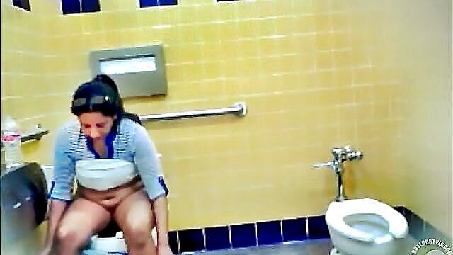 mexican, thick, woman - thick mexican restroom leak