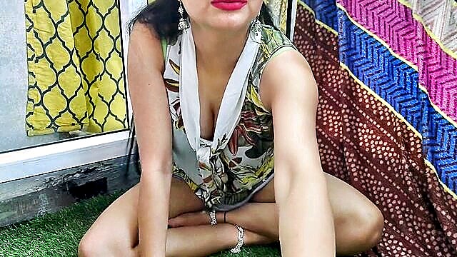 Desi - hot hindi anal action saraa gand chudai