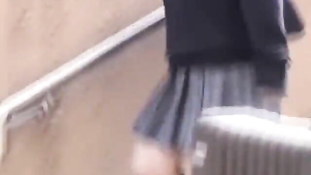 Hot girls - asian babe gets her ass bared in public merritt29