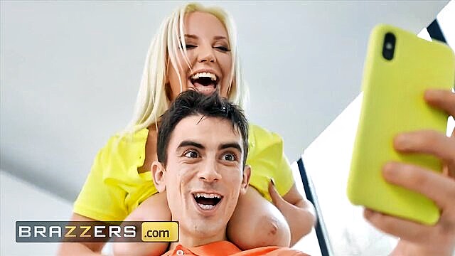 Blondie Fesser, Jordi El Nino Polla - blondie fessers wild bathroom adventure with jordi and his big hard cock on pornohub Brazzers