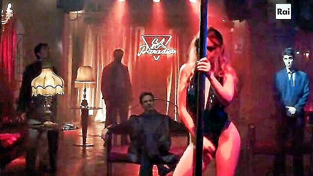 tv show, hot scenes, hot scene - nude scenes from the hunter