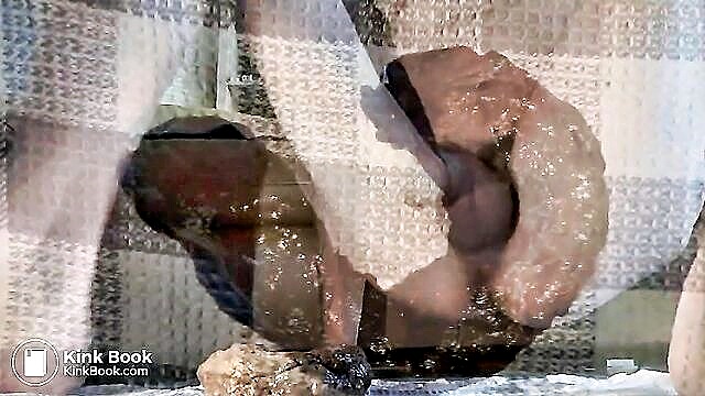 Je Suis, Excite - licking for you