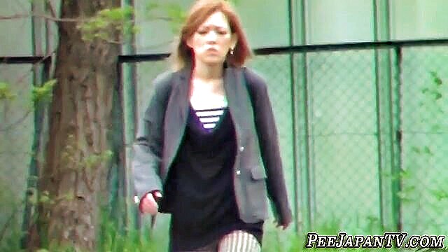 piss, pissing, pee - voyeur public peeing japan