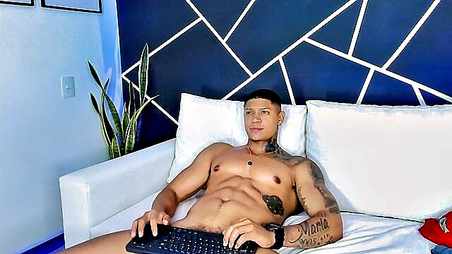 diagostone, record private, male webcam - diagostone smallass pica