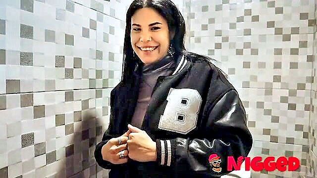 first anal sex with amanda luxor : Nigged