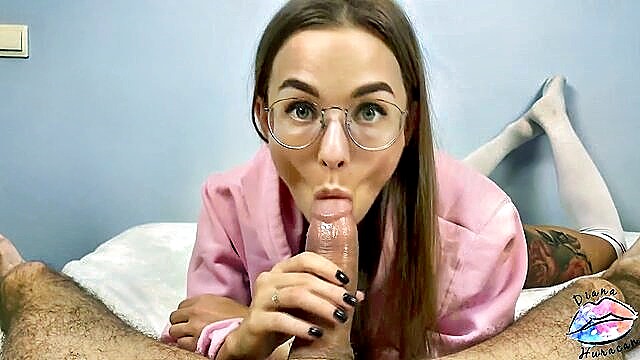 blowjob, milf, amateur - diana huracan glasses blowjob