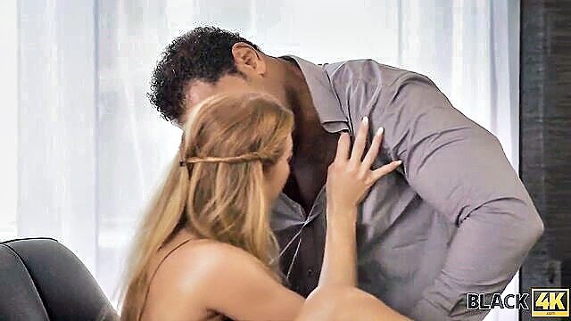 Chrissy Fox - black hungertest begs for deepthroat Black4K