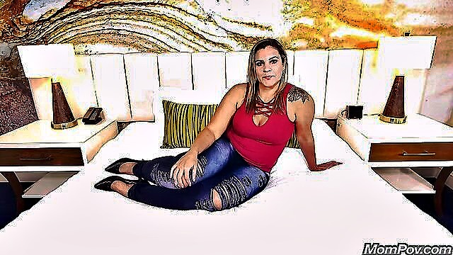 big tits, big boobs pov, big tits milf - bbw mom kiana is looking for love
