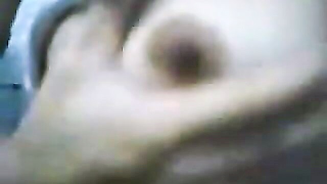 solo/masturbation, close-ups, insertion - vietnamese webcam girl masturbating with cucumber