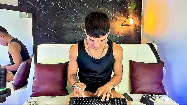 cam sex, male show, james1lee - spanish camsex with james1lee