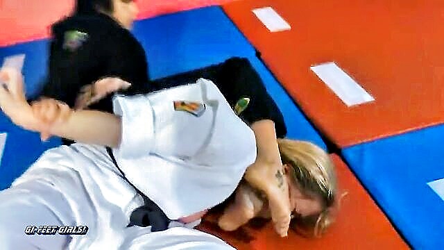 feet, japanese, blonde - karate techniques with japanese babe