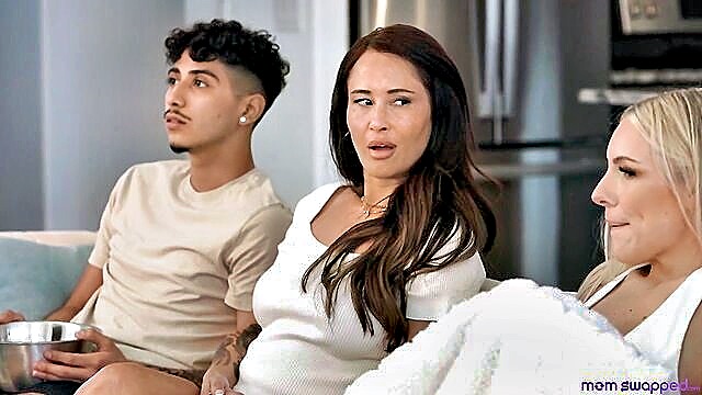 Bunny Madison, Izi Blu - mom swapped sex scene