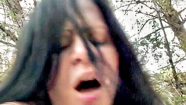 Terry Reid, Viky Dayananda - thick ass woodlands fuck