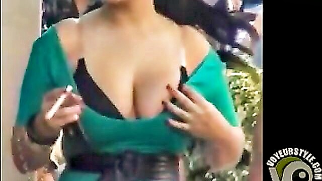 streets, senoritas, city - webcam shower girl