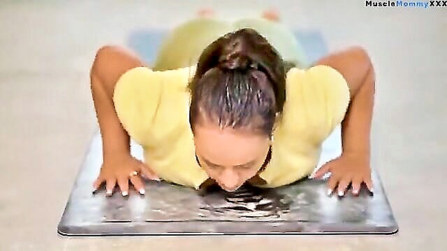 full body yoga stretch : BiancaData
