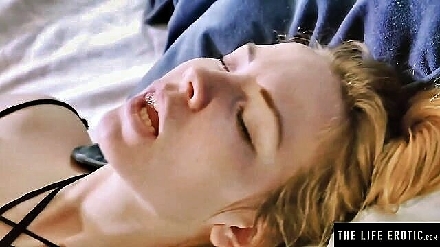 hot lesbians, hot lesbian, intense orgasm - hot lesbian strapon action