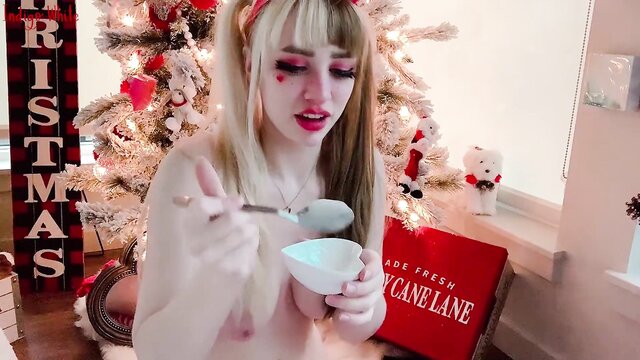 Indigo White - indigo whites blowjob skills a christmas cum swallowing clip