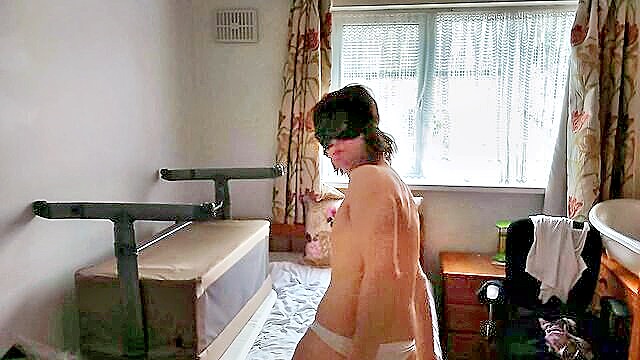Badsonxxx - kai taunts with ass