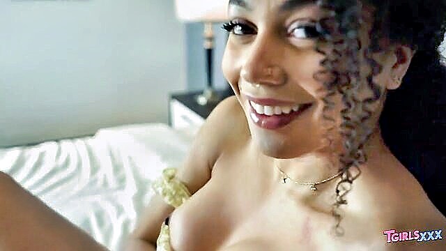 tgirls xxx sexy mirror : TGirls XXX