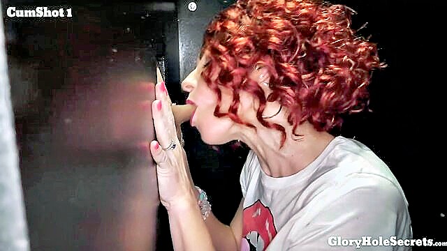 gloryhole licking cum blowjob : Gloryhole Secrets