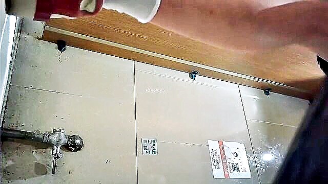 toilet voyeur, girl piss, girl pissing - toilet voyeur piss girl