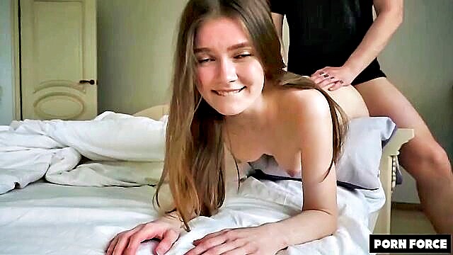 Princess, Mirari - princessa 18 anos violentada Porn Force