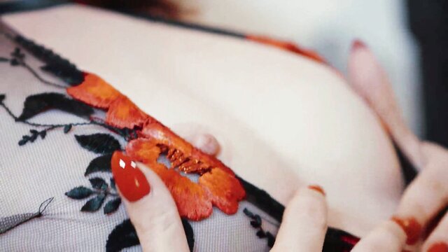 solo, naked on stage, nude scene - couplescinema nude girl