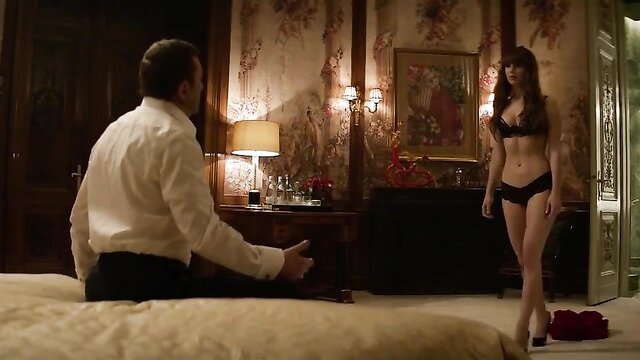 celebrity sex scenes, hot & sexy scenes, nude movie scenes - jennifer lawrence red sparrow naked