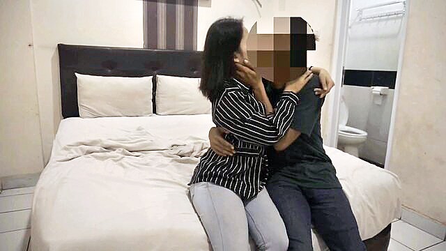 dick sucking, amateur, cock sucking - asian amateur with a small tits gets naughty in a hotel room