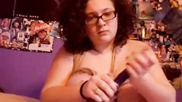 laverne reynoldss big tits and self bondage webcam show : laverne_reynolds