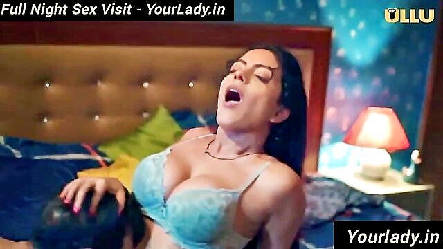 Desi Bhabhi - indian desi bhabhi gets a deepthroat and creampie in part 1